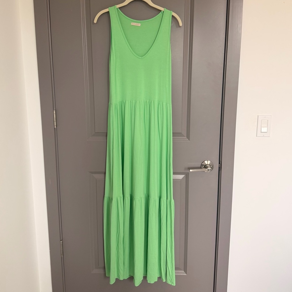 Vibrant Green Sleeveless Maxi Dress